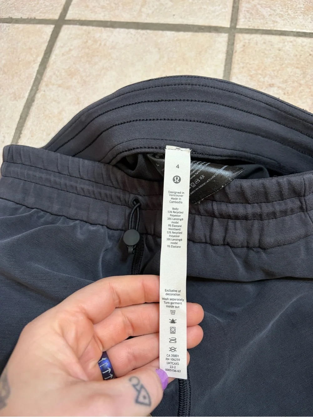 NWOT Lululemon Softstreme High-Rise Short 4